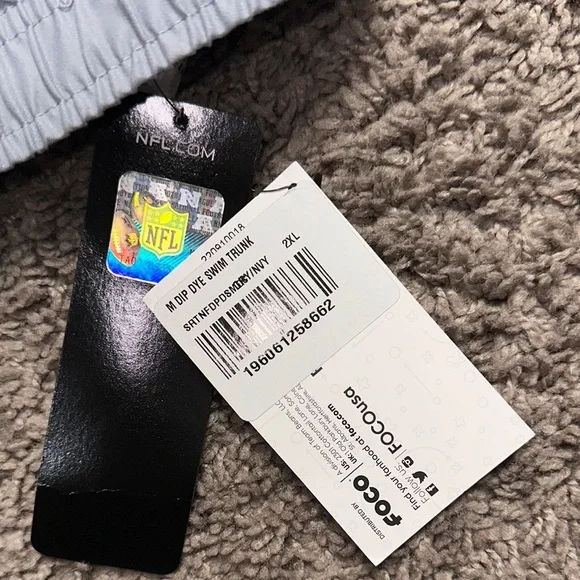 FOCO Blue Gradient NFL Men's Hybrid Shorts - Picture 5 of 6